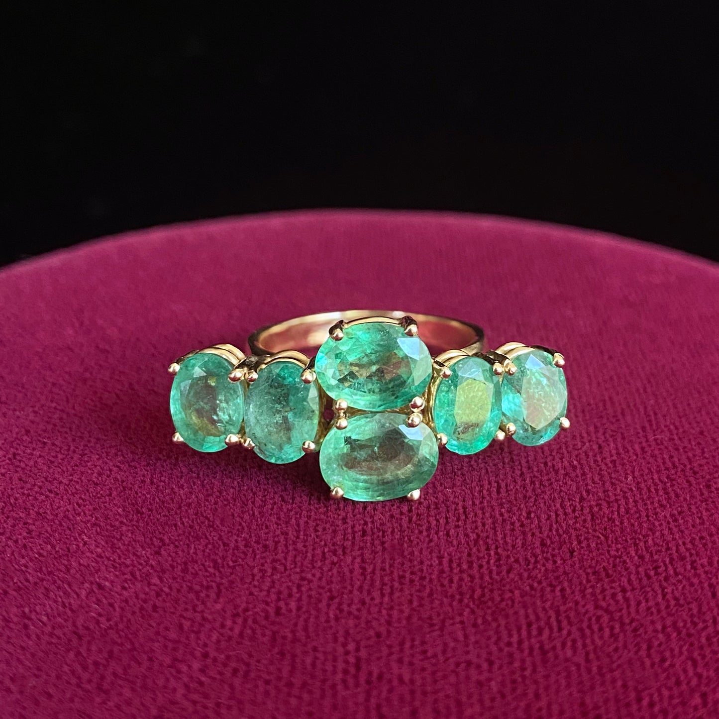Vintage Emerald & Solid 14k Yellow Gold Ring