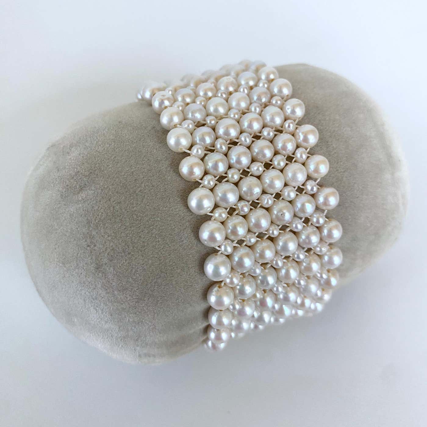 Woven Pearl Bracelet with 18k Yellow Gold Plated Floral Clasp