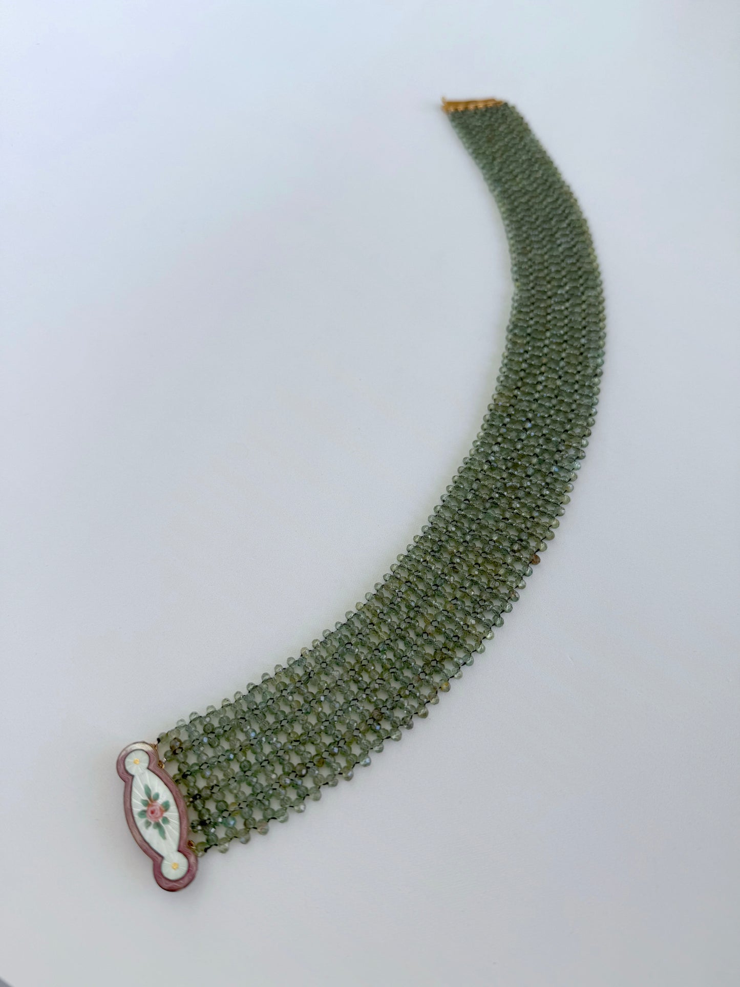 Green Apatite Choker Necklace with Silver vintage Enamel Clasp