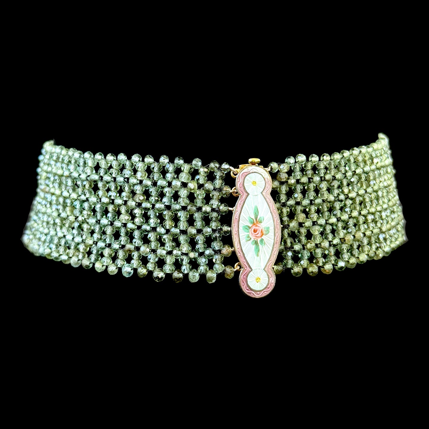 Green Apatite Choker Necklace with Silver vintage Enamel Clasp