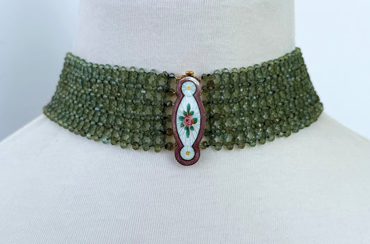 Green Apatite Choker Necklace with Silver vintage Enamel Clasp
