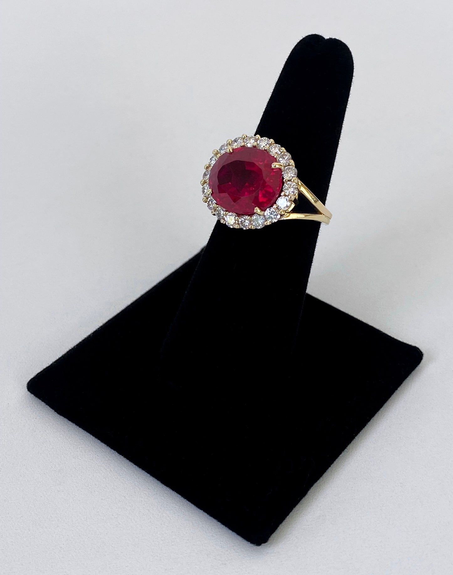Ruby Ring with VS Diamonds & Solid 14k Yellow Gold