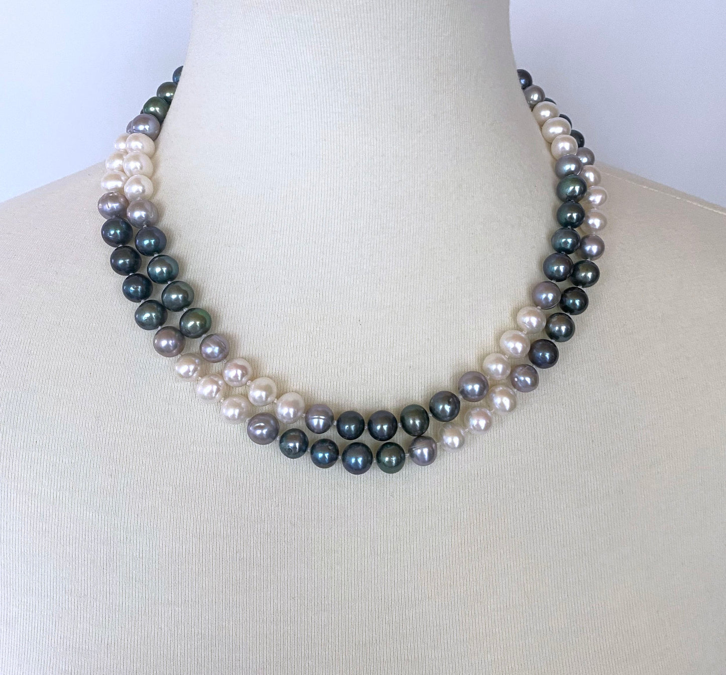 Ombre Pearl Strung Necklace with 14k Yellow Gold