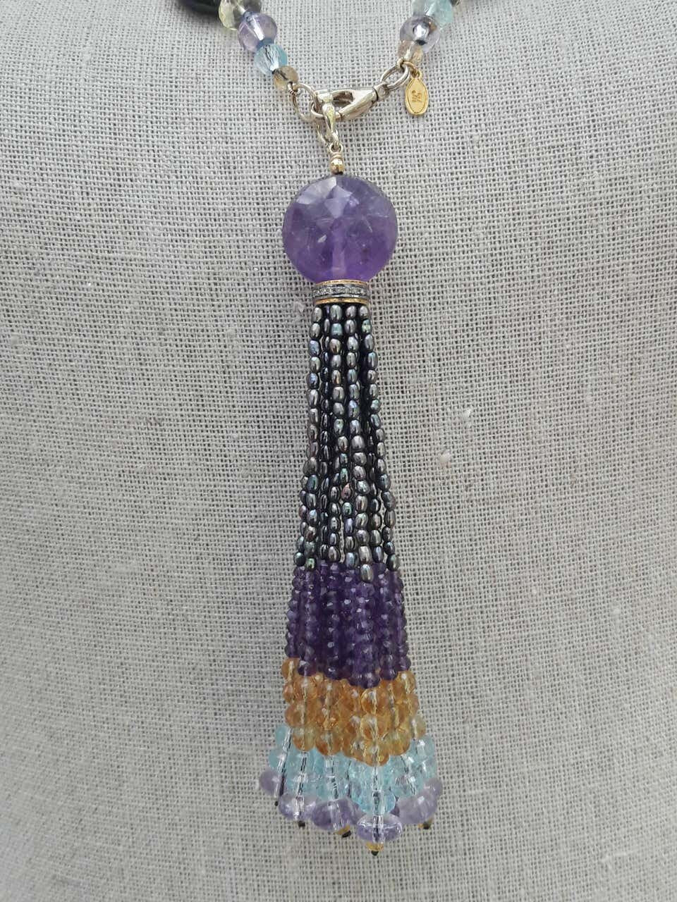 Black Pearl Sautoir with Semi-Precious Beads, gold parts and tassel