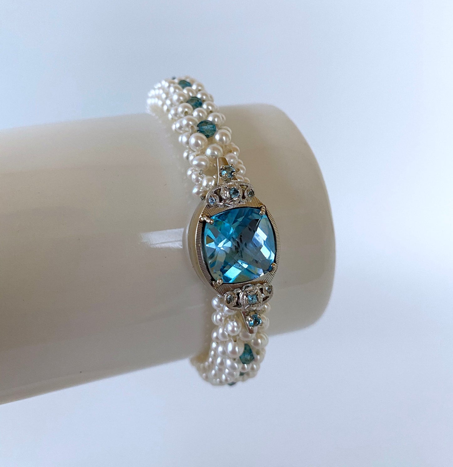 Pearl & London Blue Topaz Bracelet with 14k White Gold