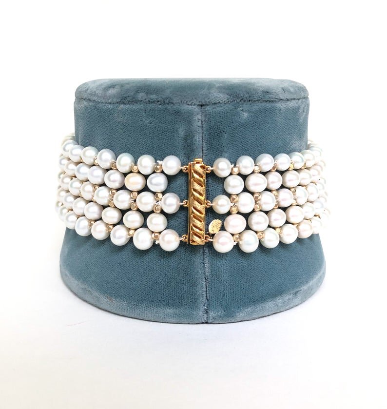 Choker Display Stand in Bluish/Gray