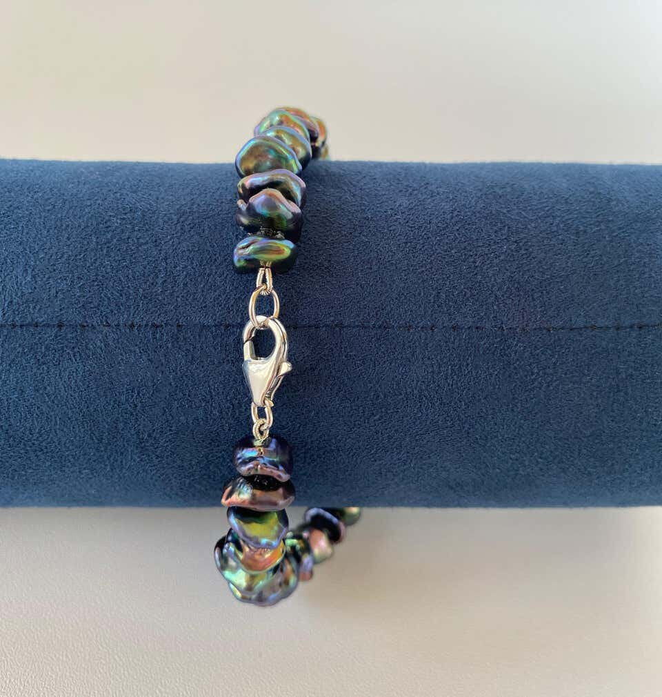 Men's / Unisex Black Keshi Pearl Bracelet