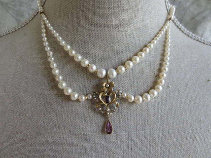 Marina J. Graduated Pearl Necklace with Gold Vintage Pendant & 14K Gold Clasp