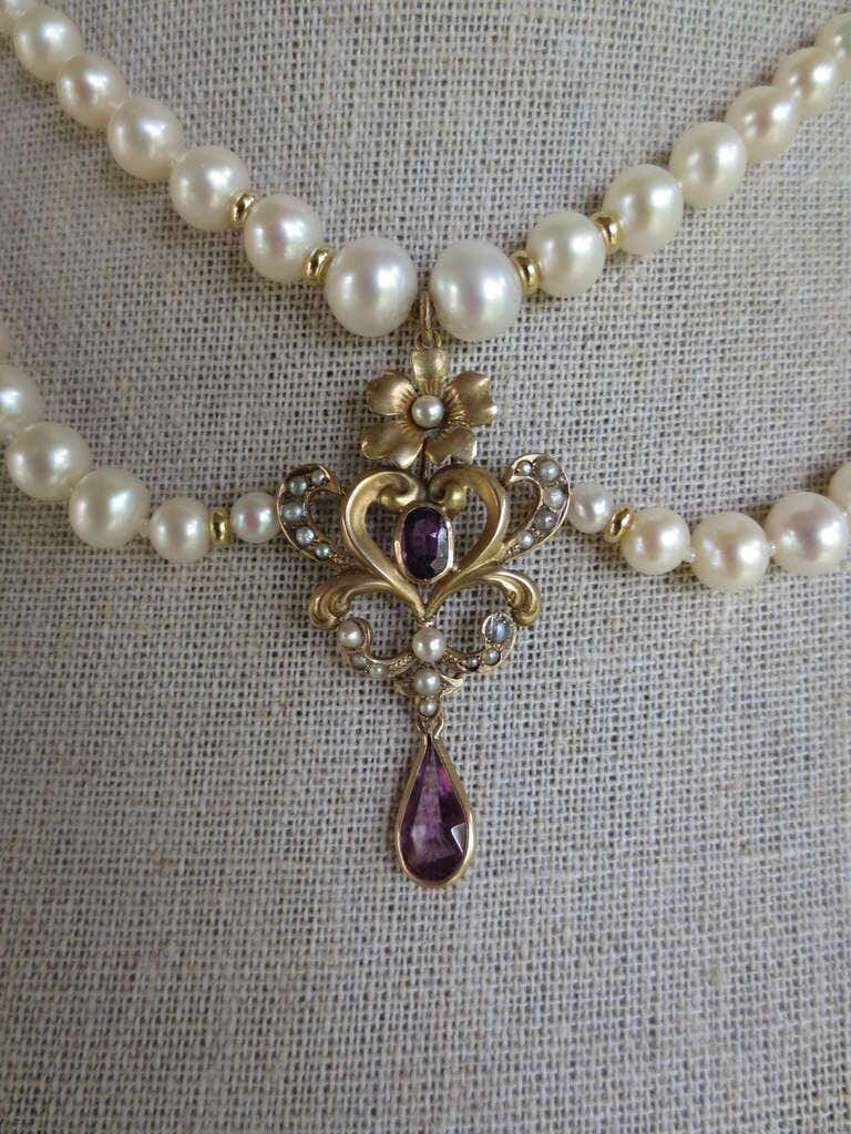 Marina J. Graduated Pearl Necklace with Gold Vintage Pendant & 14K Gold Clasp