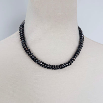 Black Pearl Rope Necklace with Ombre Drop Tassel