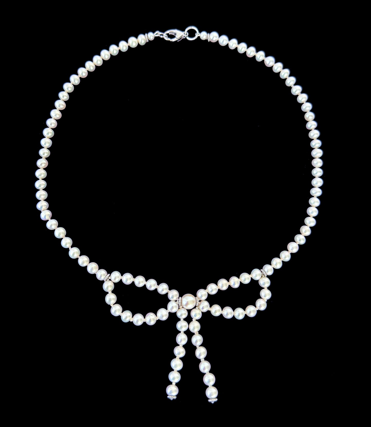 Pearl Necklace with Bow Centerpiece & Rhodium Clasp