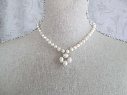 Pearl Necklace with Baroque Pearl Centerpiece & 14k Gold Clasp