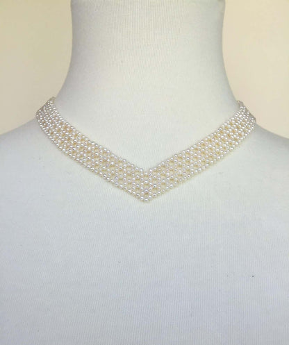 Woven 'V' Shaped Pearl Necklace with Vintage Brooch