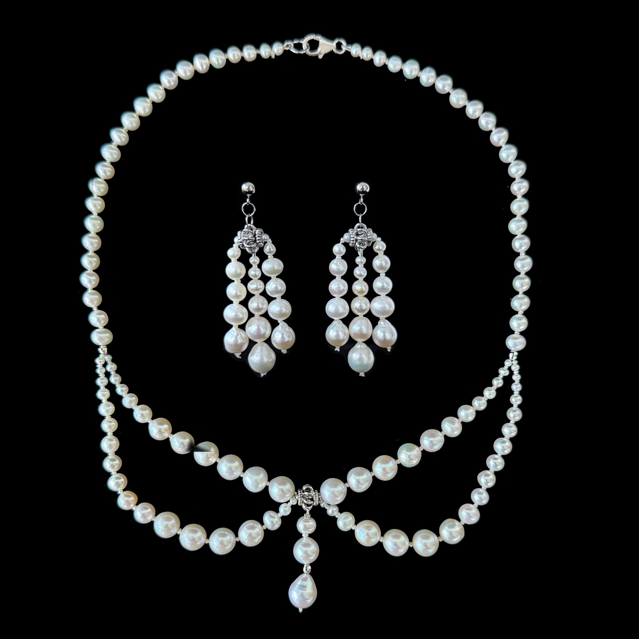 Graduated Pearl Raindrop Dangle Earring - Image 3