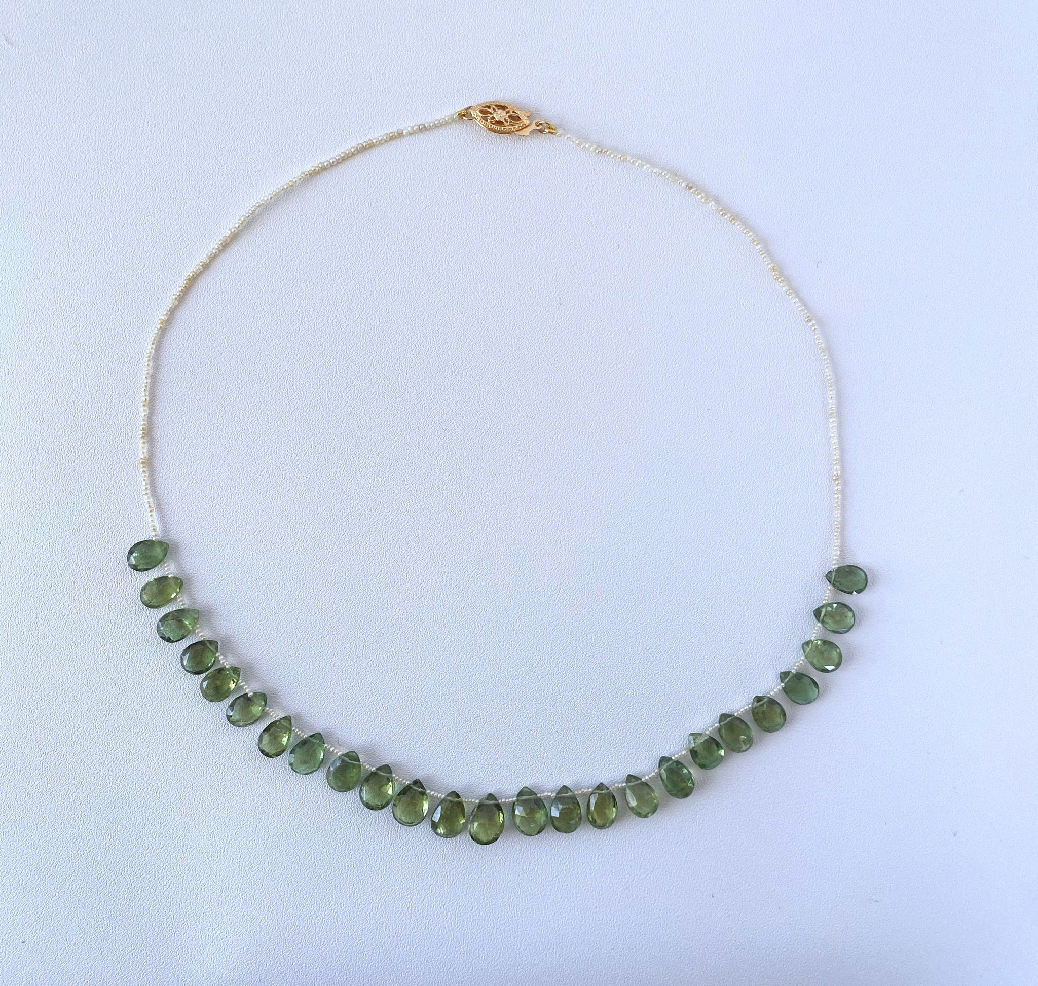 Vintage Seed Pearl Necklace with Peridot and 14k Yellow Gold - Image 4