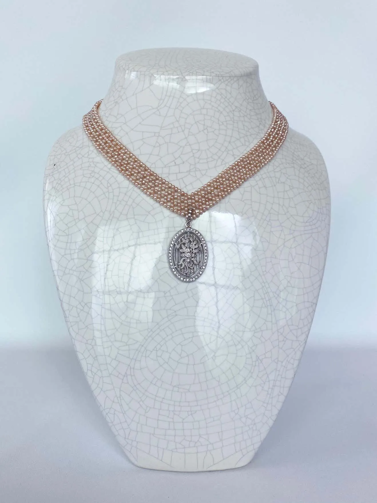 Woven Pink Pearl "V" Necklace with 14k White Gold-Plated Sliding Clasp - Image 5